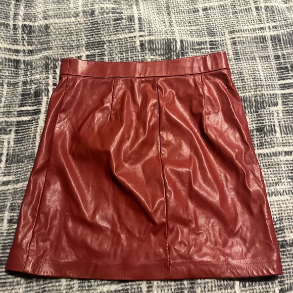 Dynamite red leather skirt - Picture 2 of 3